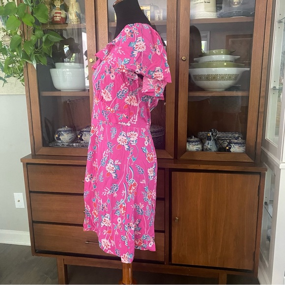 NWT Row A Pink Floral Flutter Sleeve Dress - Picture 4 of 13